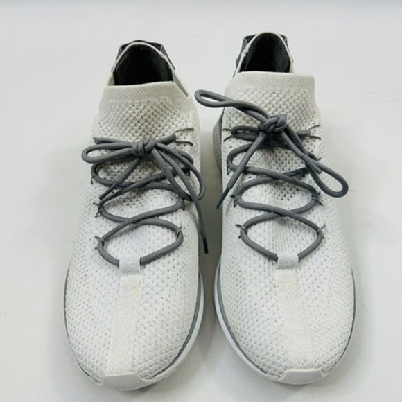 Eileen Fisher Fly Knit Renew Low Top Women Sz 9 Athletic Shoes Sneakers White - Picture 2 of 8